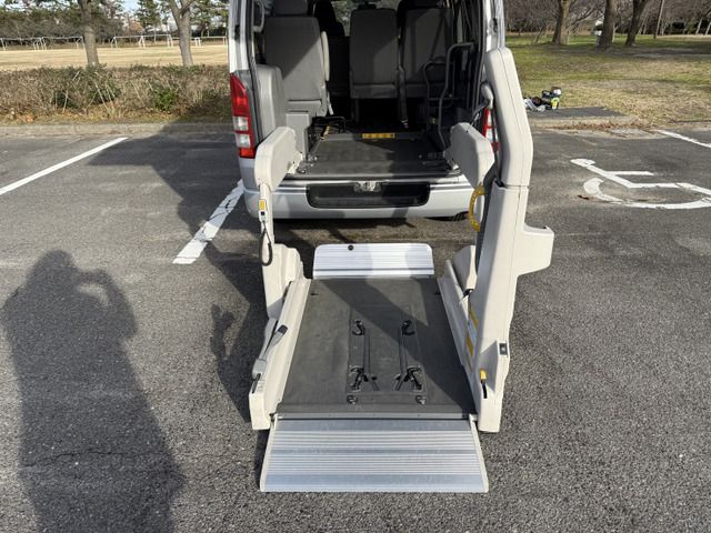 HIACE van 4WD