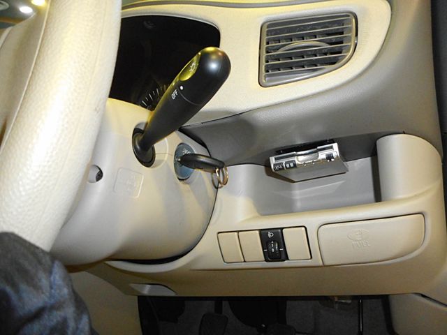 R2 4WD