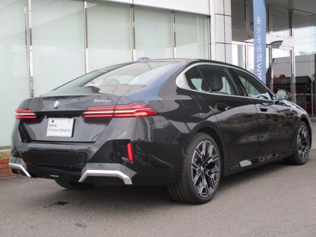 BMW 5series sedan
