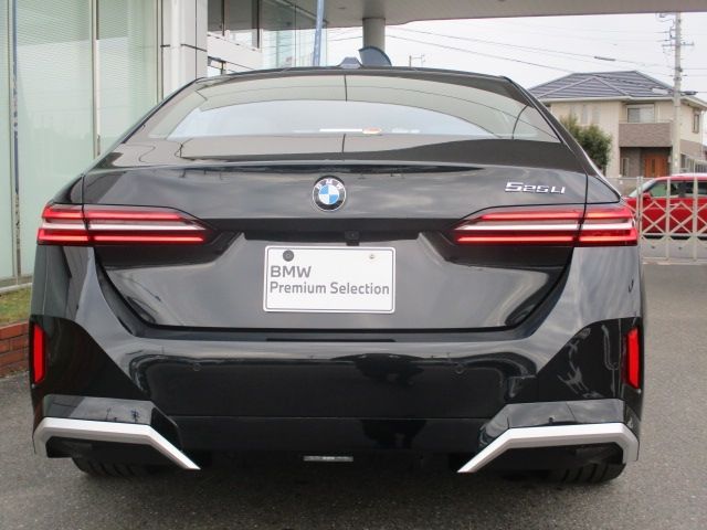 BMW 5series sedan