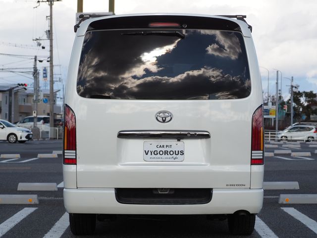 REGIUSACE van 2WD