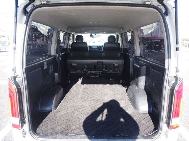 REGIUSACE van 2WD