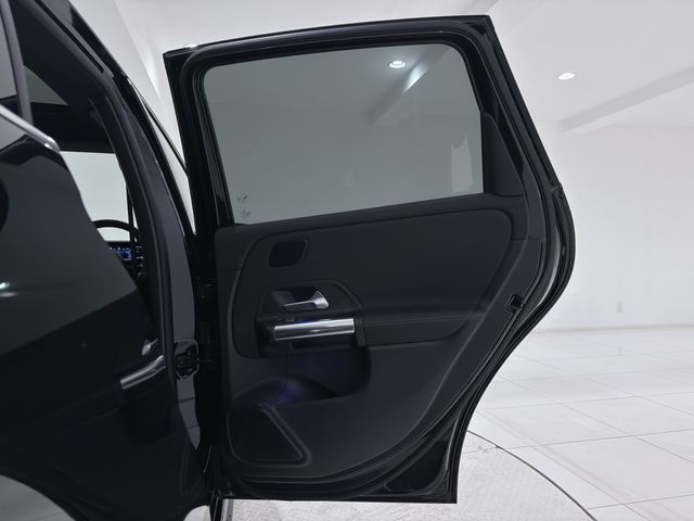 MERCEDES BENZ B class