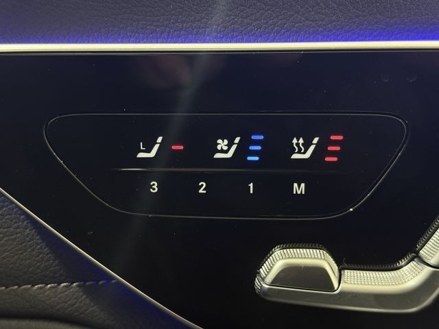 MERCEDES BENZ EQS