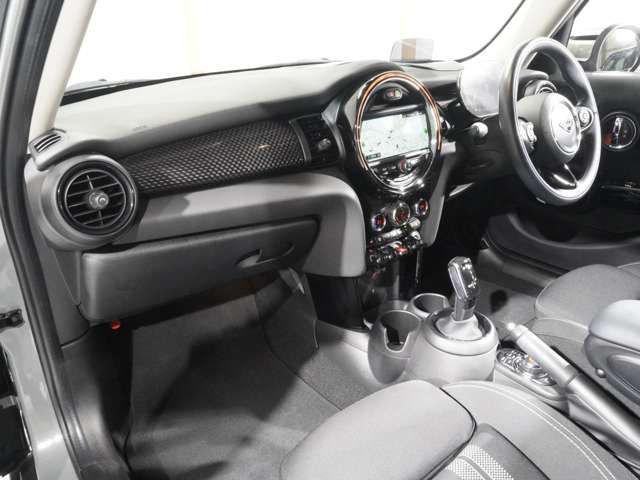 MINI COOPER SD 5DOOR