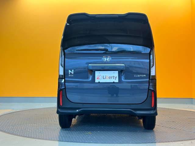 N BOX CUSTOM