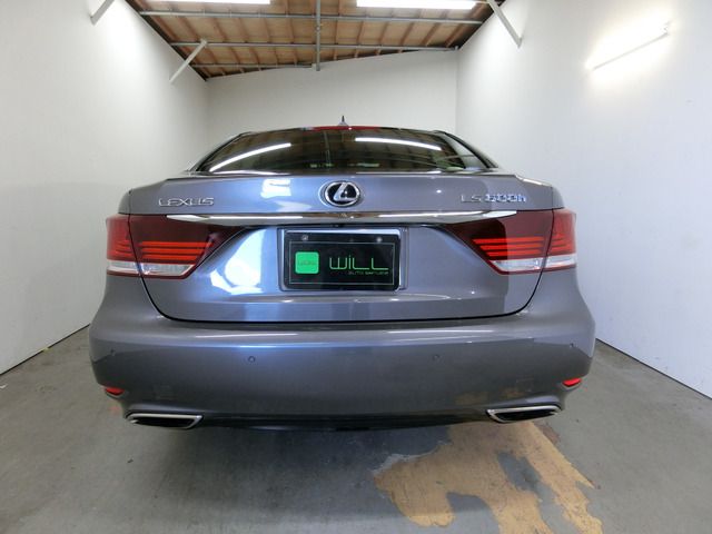 LEXUS LS600h