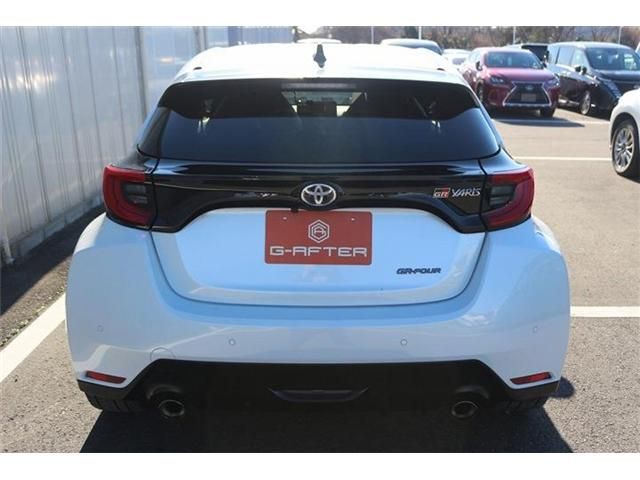 GR YARIS