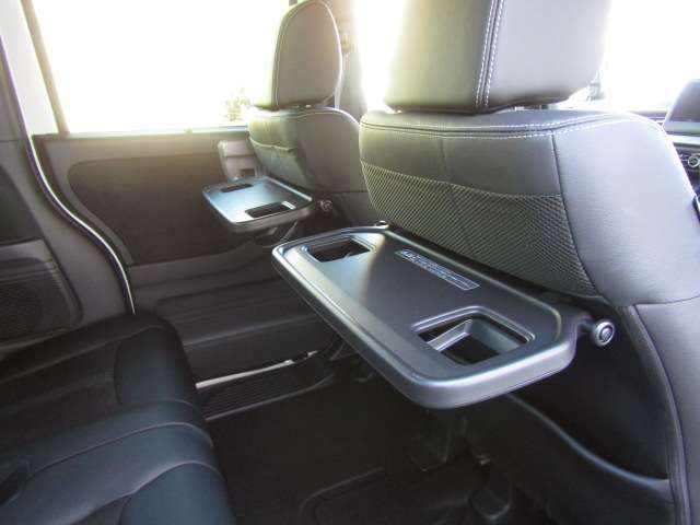 N-BOX CUSTOM