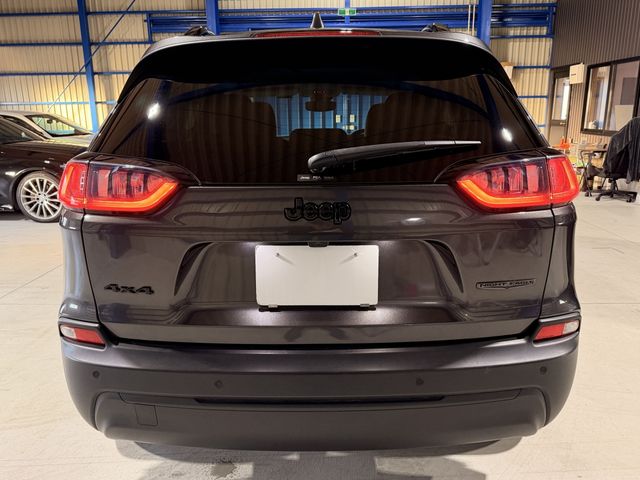 JEEP CHEROKEE