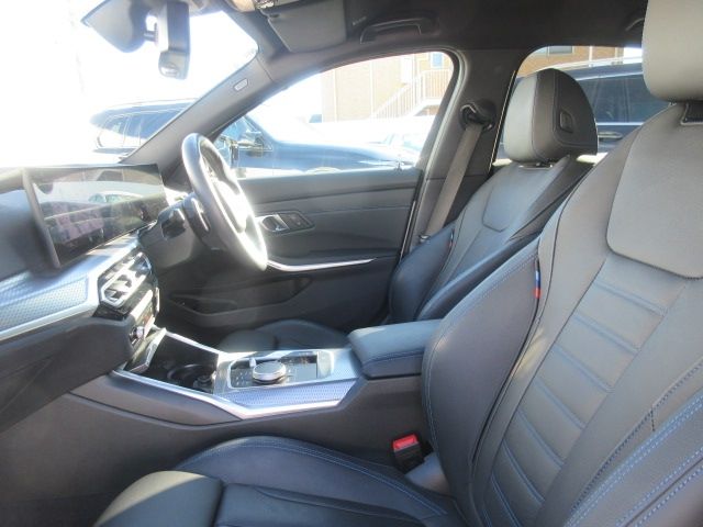 BMW 3 Series sedan