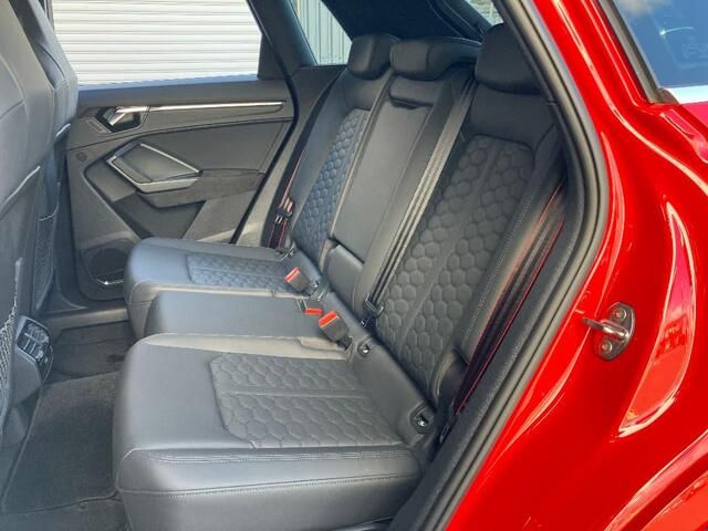 AUDI RS Q3