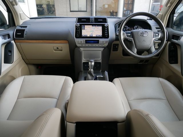 LANDCRUISER PRADO