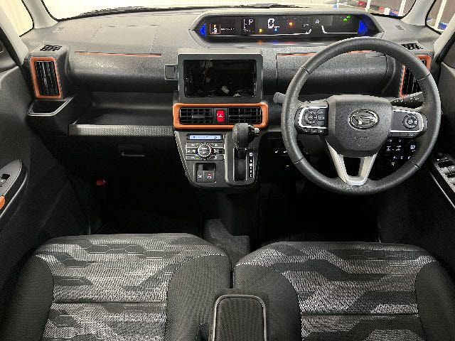 TANTO FAN CROSS 4WD