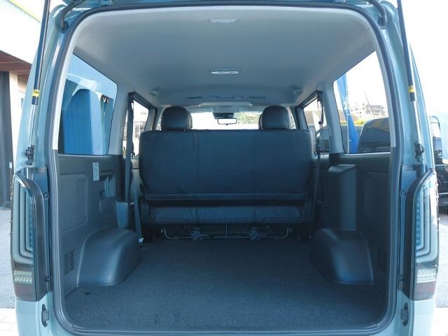 HIACE van 2WD