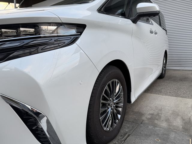 ALPHARD hybrid 4WD