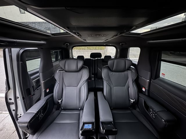 ALPHARD hybrid 4WD