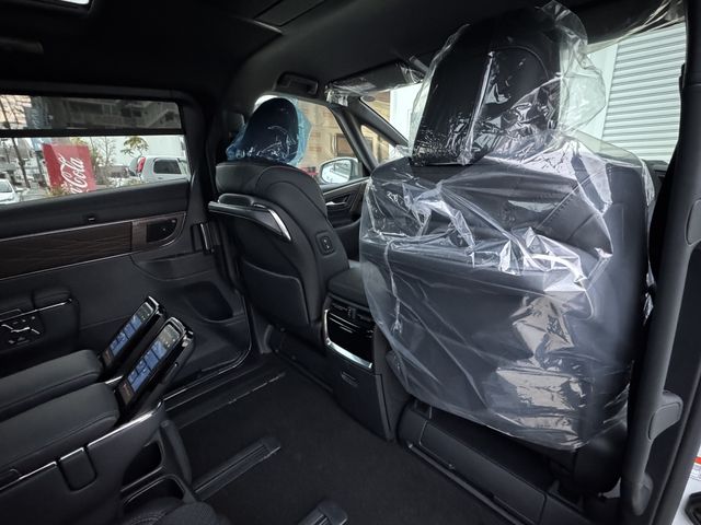 ALPHARD hybrid 4WD
