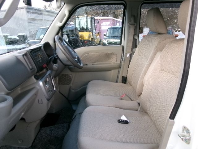 NV100 CLIPPER RIO 4WD