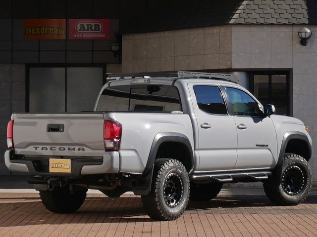 Tacoma 4WD
