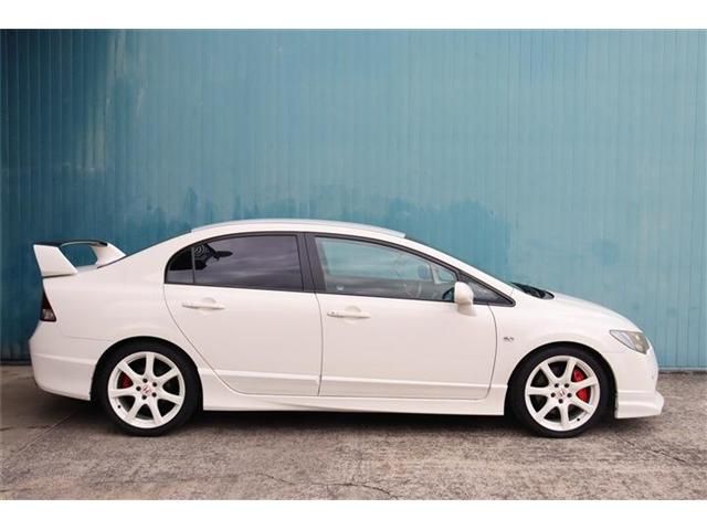 CIVIC sedan