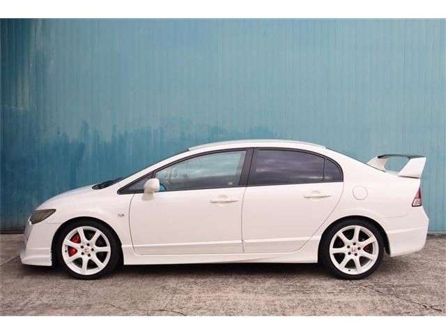 CIVIC sedan
