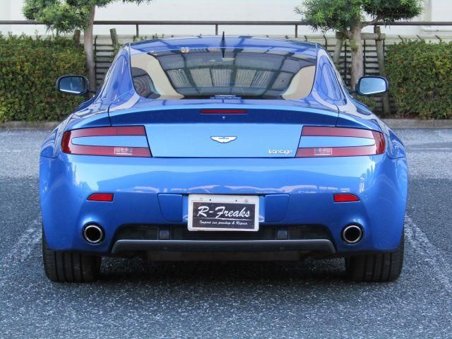 ASTON MARTIN