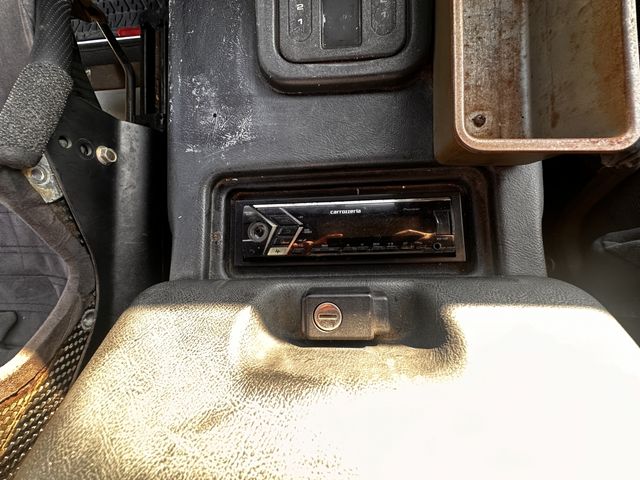 ROVER DEFENDER