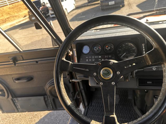 ROVER DEFENDER
