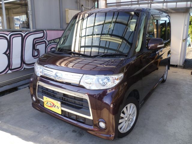 TANTO CUSTOM 4WD