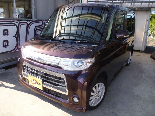TANTO CUSTOM 4WD